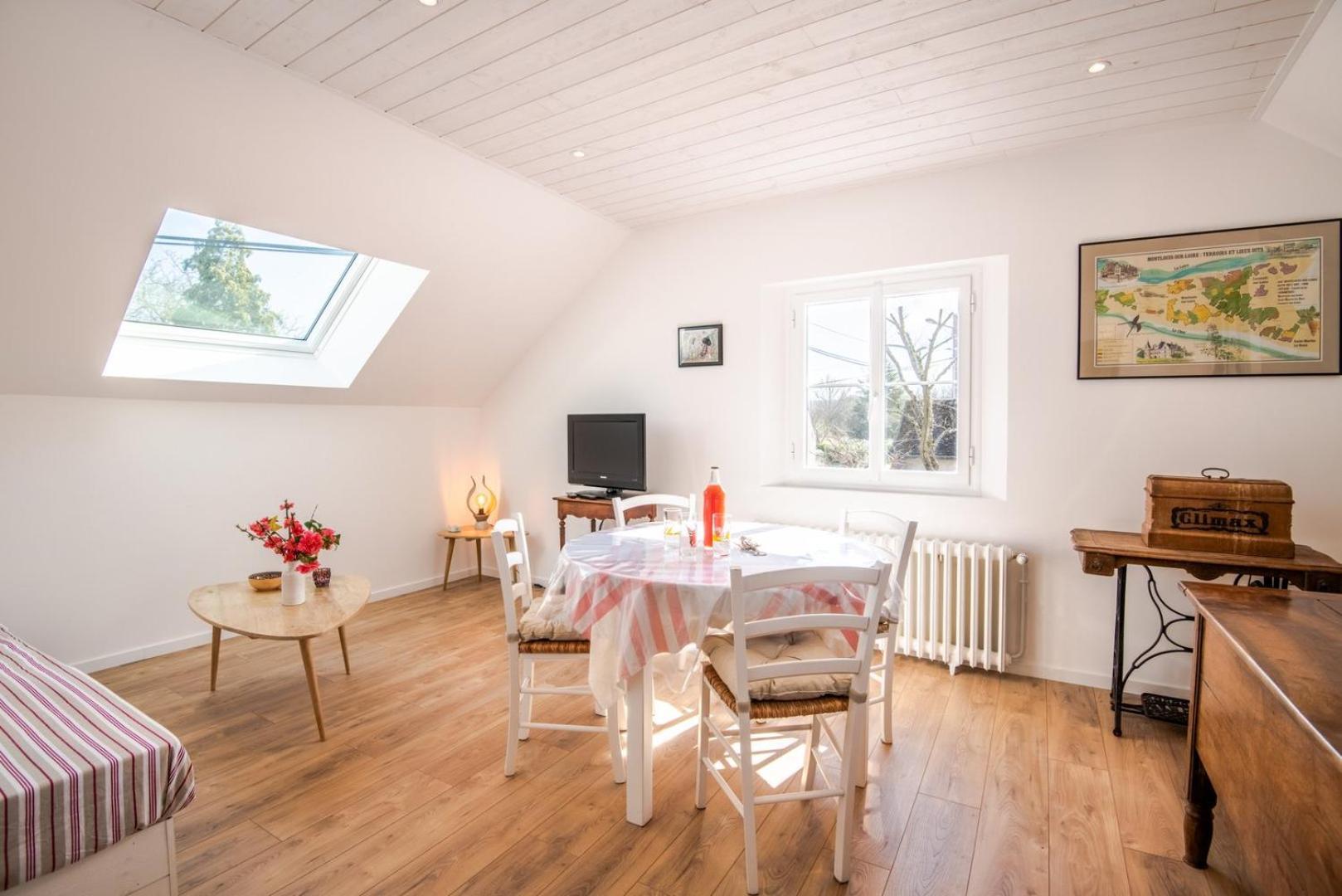 Le Relais De L'Ormeau - Charmant Gite Pour 4 Pers. Lussault-sur-Loire Exteriör bild